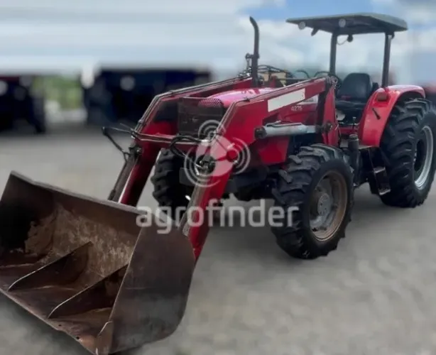 Trator Massey Ferguson 4275 ano 2010