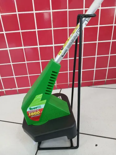 Aparador de grama TRAPP 1800 127V