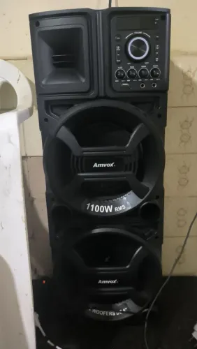 Caixa de som Bluetooth amvox com 1100w RMS  