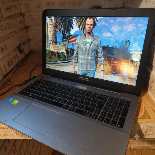 Notebook Asus i5 | 10GB RAM | Vídeo Dedicado 930M | Roda GTA V