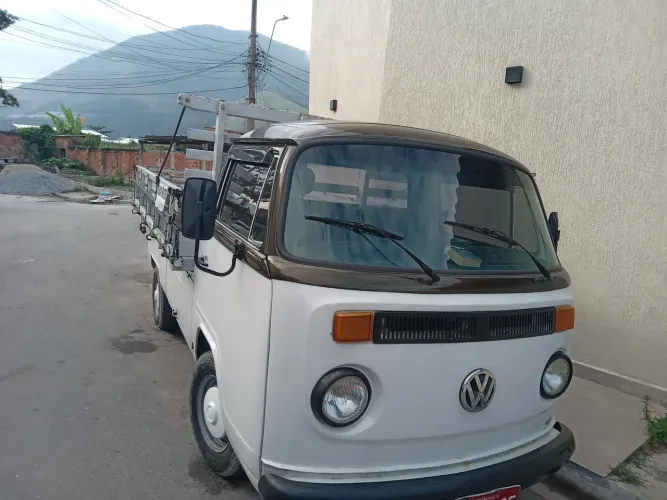 VENDO KOMBI DOC OK TUDO EM DIA