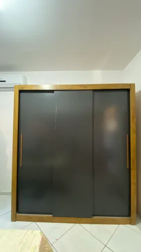 Vendo guarda roupa