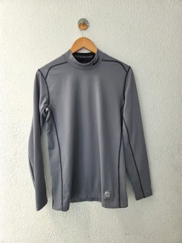 Blusa Termica Nike Pro Combat Cinza M