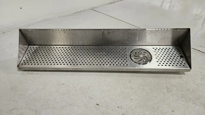 Pingadeira em Inox Para Chopeira 90 cm com Suporte e Gela Copo
