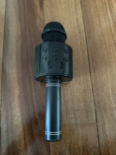 Microfone portátil com caixa de som