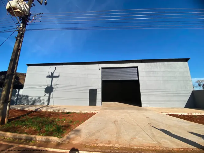 Barracão para Locação em Campo Mourão, Parque Industrial Augusto Tezelli Filho, 2 banheiro
