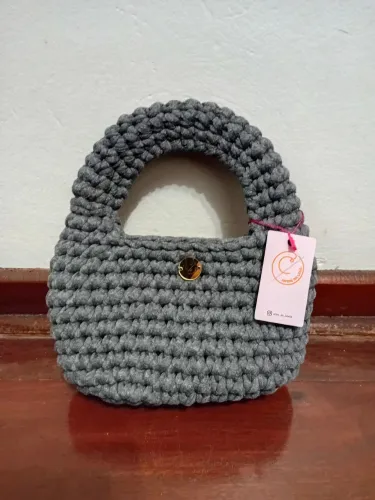 Bolsa mini gringa em fio de malha 100% algodão (feita por mim)