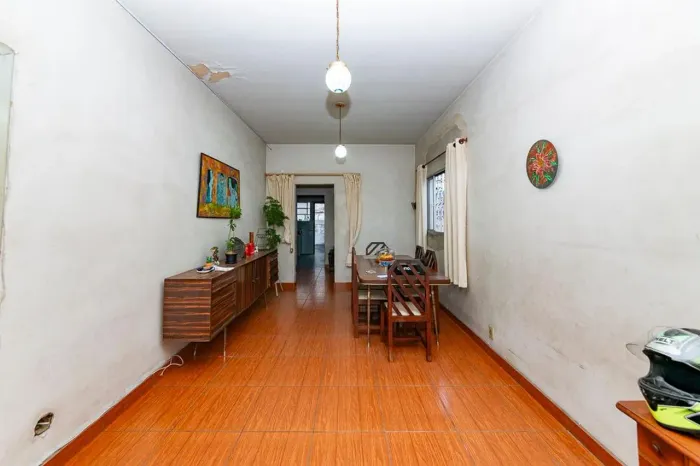 Casa à Venda - Bonfim, 3 Quartos, 300 m2