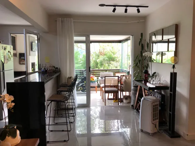 La Villette 3 quartos reformado. Oportunidade!!!
