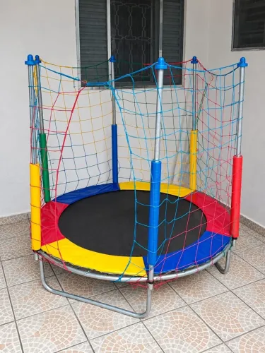 Cama elástica infantil