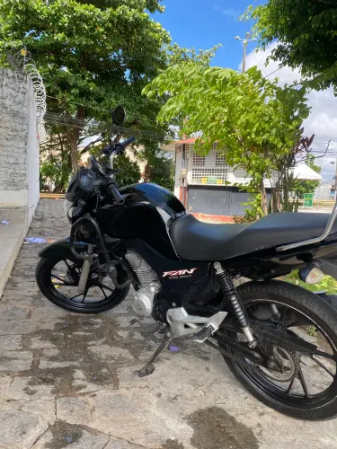 Fan 160 2022 $ 14.750 / Cargo 2018 $ 10.450