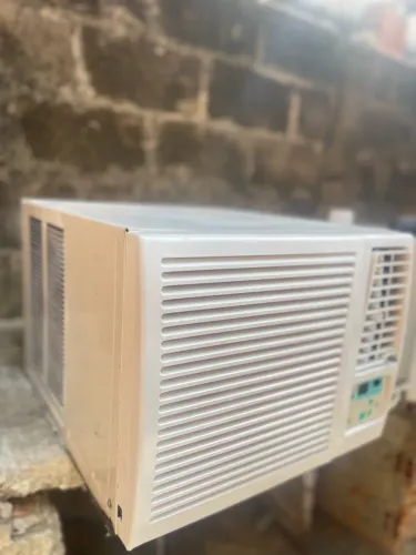 Ar condicionado janela 8000 BTUs 127v