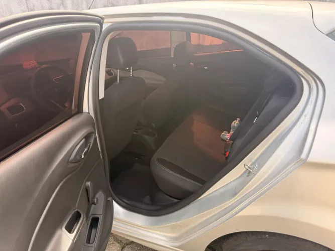 Chevrolet Onix Hatch LT 1.0 8V Flex Mec. 4P 2019