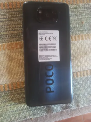 Smartphone poco x3pro com defeito.