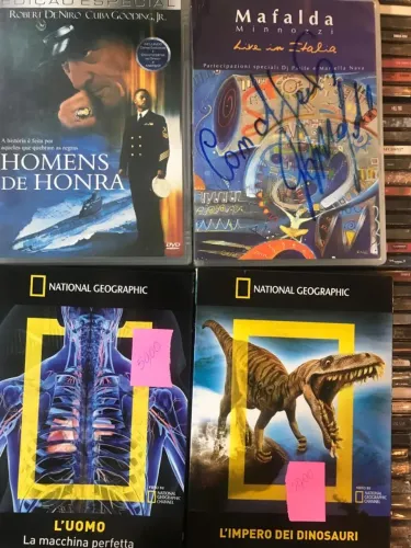 Lote com 20 DVDs Musicais