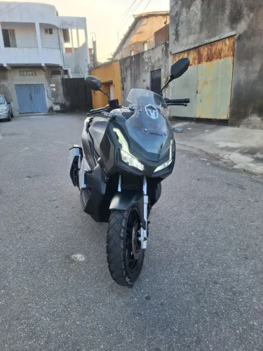 HONDA ADV 150
