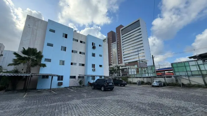 Apartamento com 2 dormitórios para alugar, 58 m² por R$ 1.500/mês - Bancários - João Pesso
