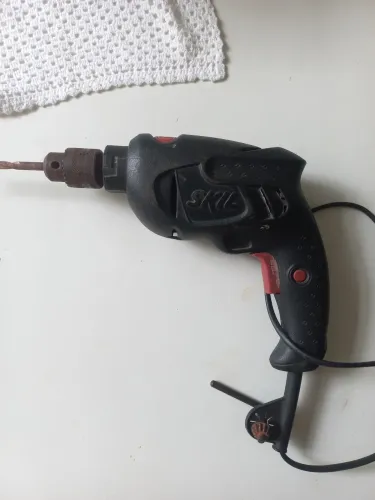 Furadeira skil