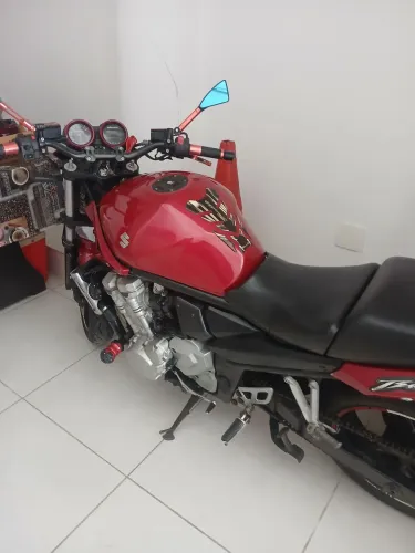 Essa  e zera