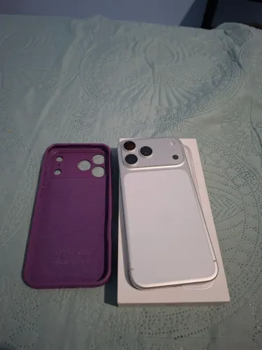 Iphone 17 pro Max 268g