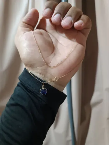 Vendo esse cordão feminino com dois tipos de ouro , ouro 18k 1.8 gramas .