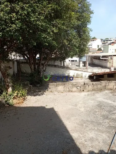 Casa com 3 quartos para alugar em Belo Horizonte