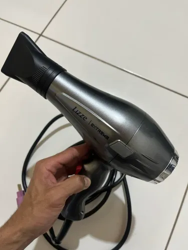 Secador Lizze profissional semenovo 