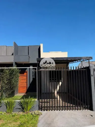 Casa à venda por R$ 399 mil, com 87,55 m² construídos em terreno de 135 m², 2 quartos, coz
