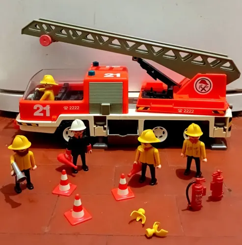 Brinquedo Carro Bombeiro Playmobil Estrela Anos 80
