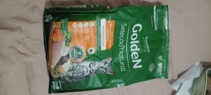 Ração para gatos Golden seleção natural 2,7Kg