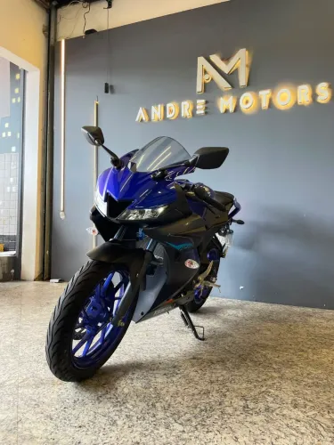 YAMAHA R15 2025 0 km de 26900 por 24.900