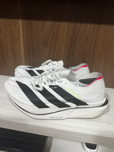 Tênis adidas adizero pro 