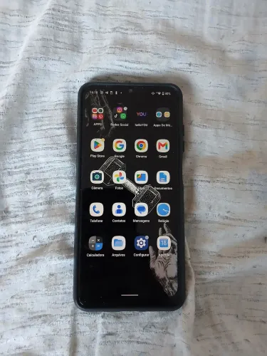 ? Motorola Moto E22 64GB - Tela Grande, Som Potente e Ótimo para o Dia a Dia!