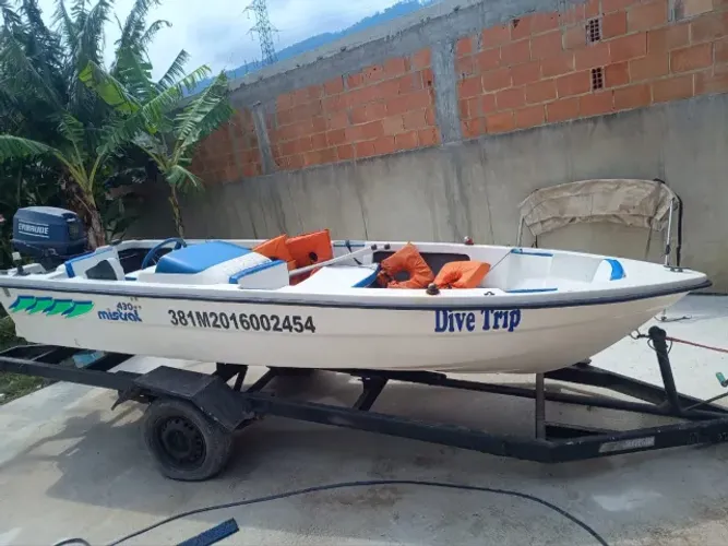 Excelente Barco