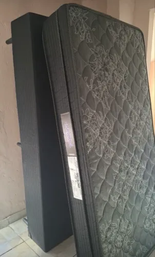 Cama de solteiro