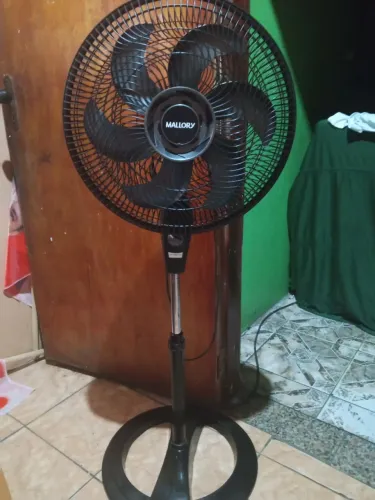 Ventilador de coluna mondial 40cm funcionando perfeitamente em ótimo estado