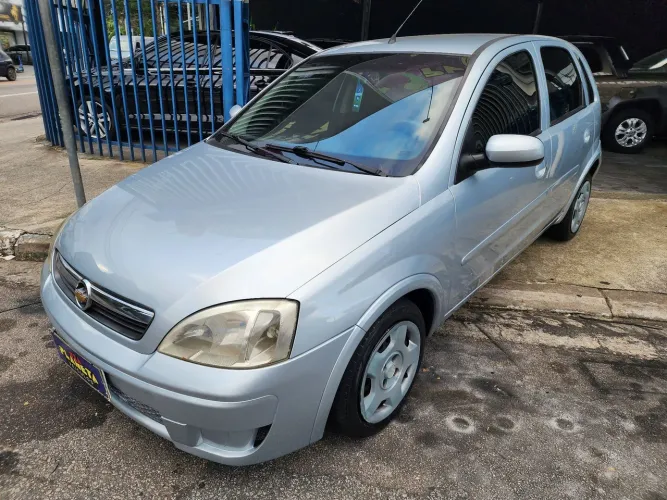 Chevrolet Corsa Hat. Premium 1.4 8V Econoflex 5P 2009