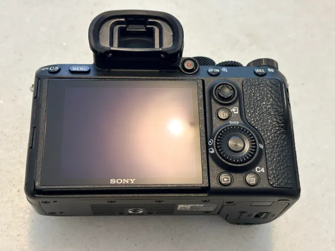 Câmera Sony A7 III
