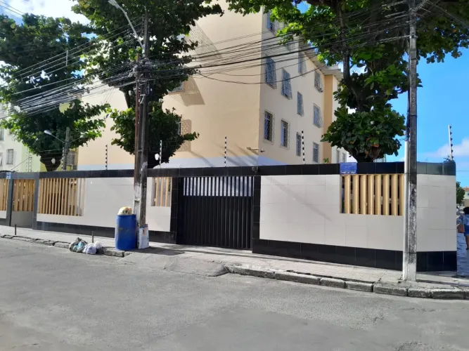 Alugo Garagem