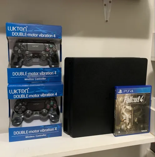 PlayStation 4 slim 2 controles