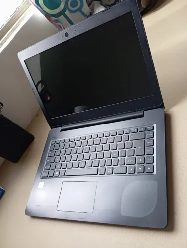 NOTEBOOK INTEL CORE i3, 4GB RAM, SSD120GB --> VENDO OU TROCO