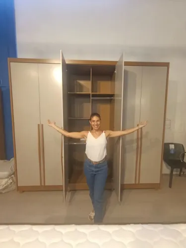 Guarda roupas roupeiro casal MDF 2,76m c/ 6 portas pronta entrega 