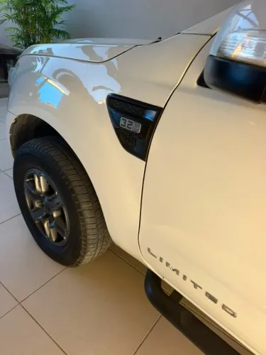 Ford Ranger Limited 3.2 20V 4X4 CD Aut. Dies. 2015
