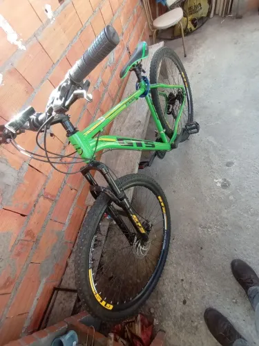 Vende-se ou troca