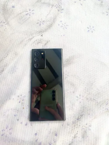 Note 20 ultra bom estado porém linha verde