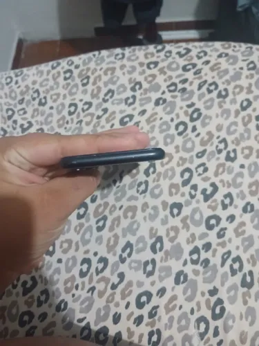 Vendo iPhone XR conservado 