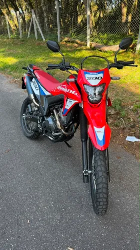 Moto zero, com 100 km, com Guidon e escape BelParts