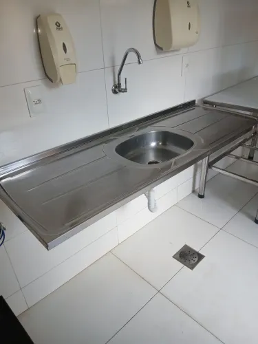 Pia INOX plus alto brilho 150x53cm marca GHELPLUS SEMI NOVA