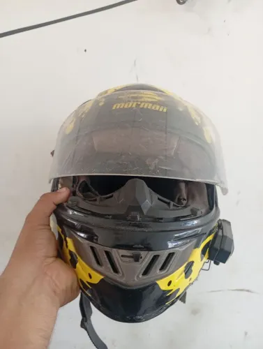 Vendo 2 capacetes