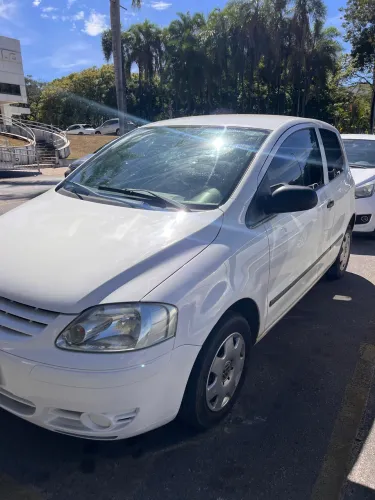 Volkswagen Fox City 1.0mi/ 1.0mi Total Flex 8V 3P 2005